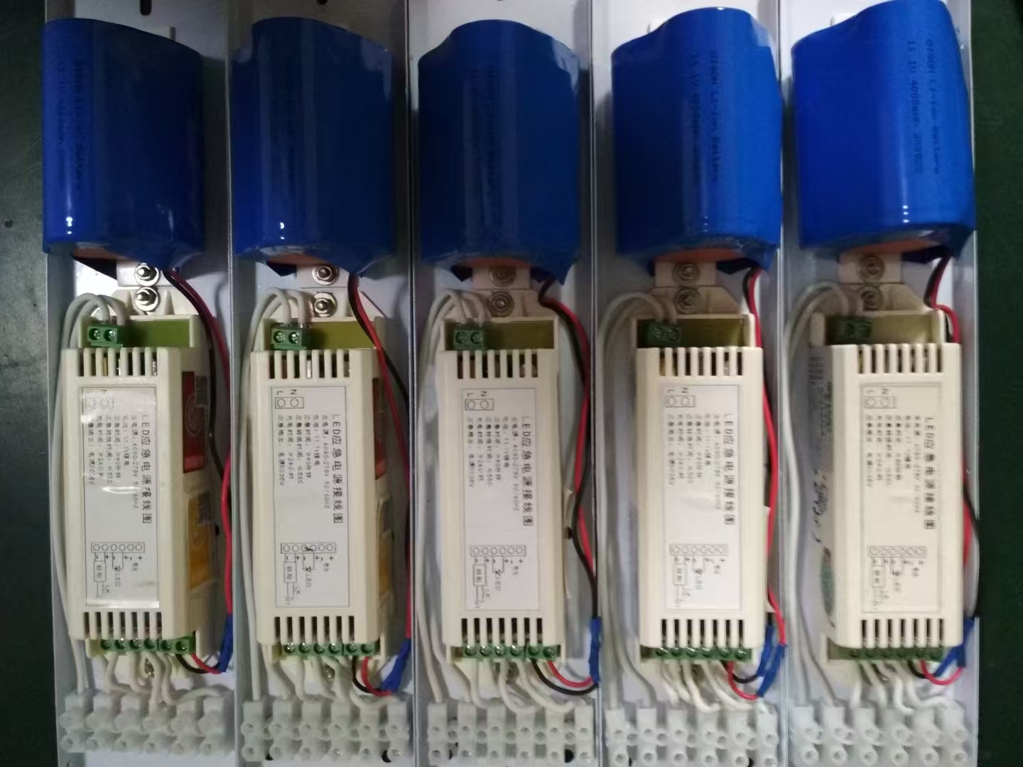 ݔ12V24VԴ 
PI: